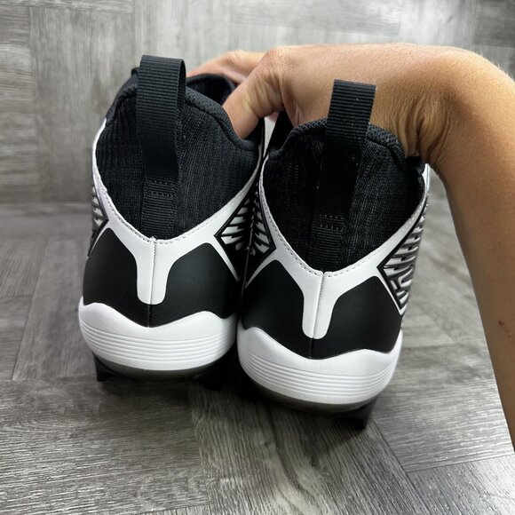 Nike Alpha Menace Strong Men's size 15 White Black Football Cleats DA5453-101 - Picture 4 of 8